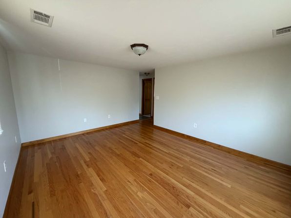 33 Louise Ct #2
