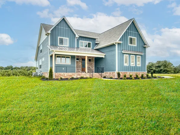 5863 Lakeview Rd, Springfield, TN 37172