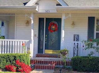 505 Spring Meadow Xing, Wentzville, MO 63385