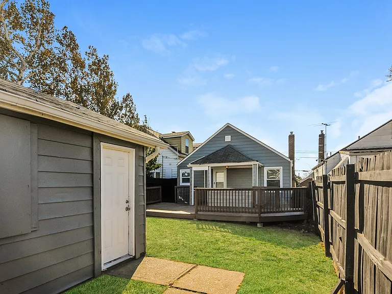 4221 Schiller Pl — Photo 14