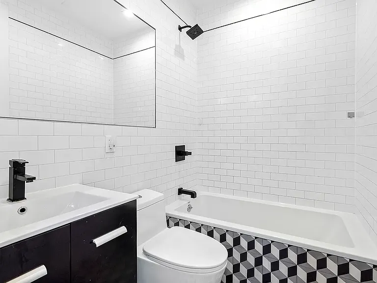 1612 Centre St #2F — Photo 10