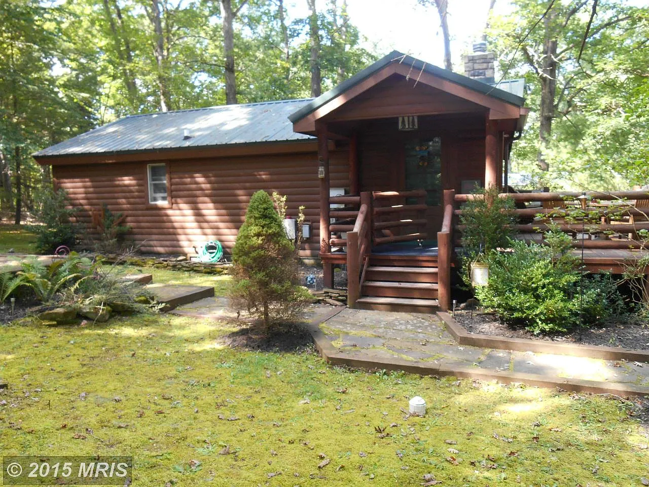 515 White Oak Dr photo 1