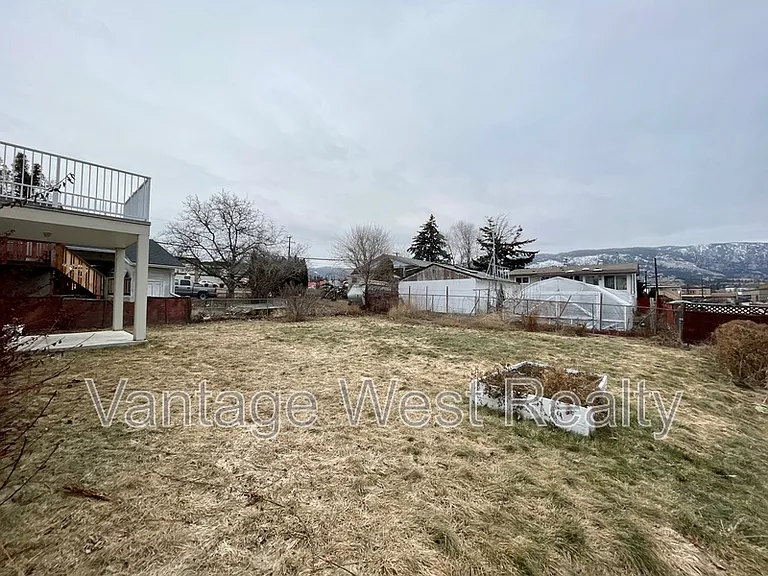 2442 Last Rd — Photo 31
