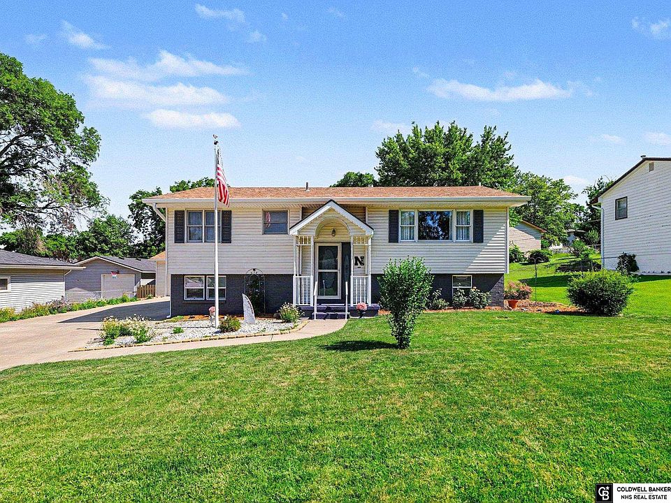 1st image of 5026 Aspen Dr
