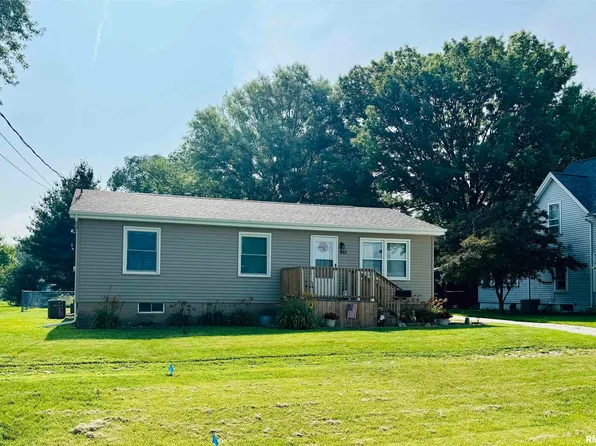 861 Abingdon St, Galesburg, IL 61401