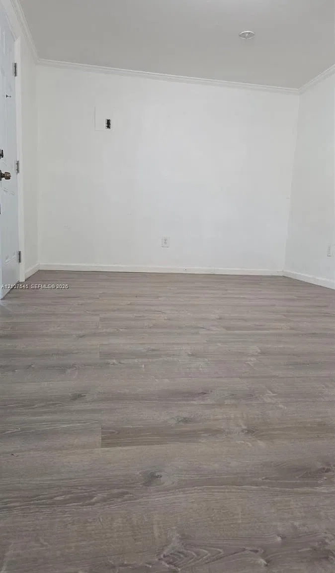 Driftwood Heights — Photo 1