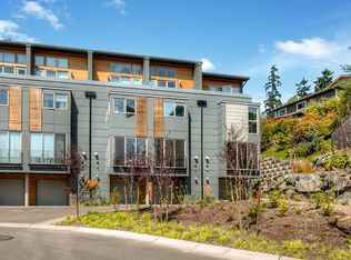 4246 213th Pl SE #18, Issaquah, WA 98029