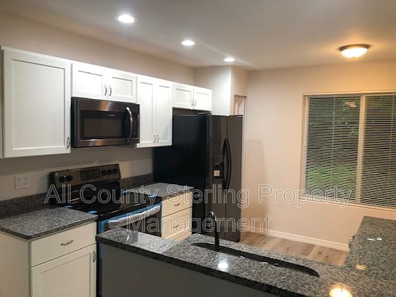 2nd image of 330 Kirkcaldy Dr