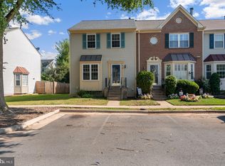 916 Smartts Ln NE, Leesburg, VA 20176