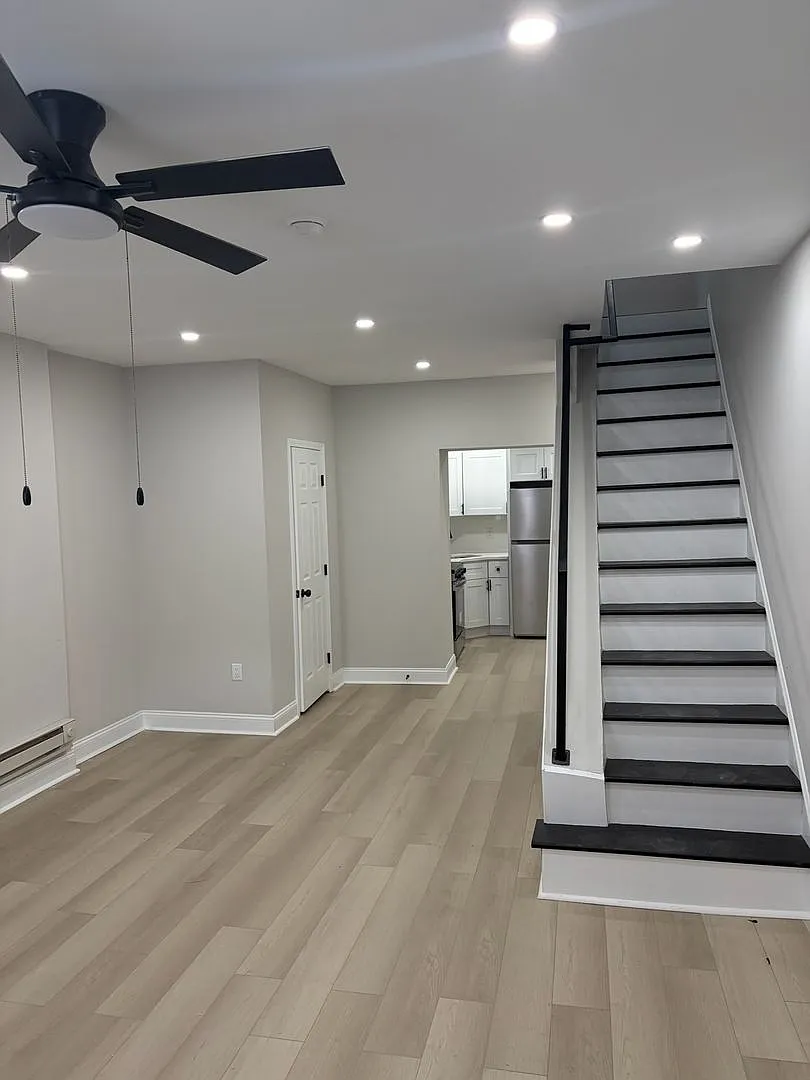 Beautiful Newly renovated 2 bedroom home now available for rent in Point Breeze — Photo 3