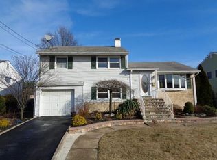 96 Mercury Ave, Colonia, NJ 07067