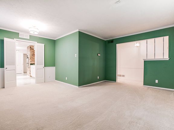 4th image of 1314 Glen Cove Dr