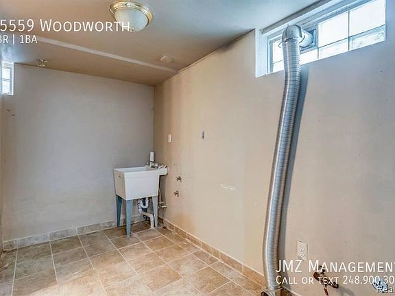 5th image of 15559 Woodworth