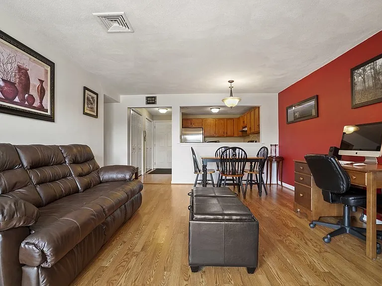 24 South St #22 — Photo 9