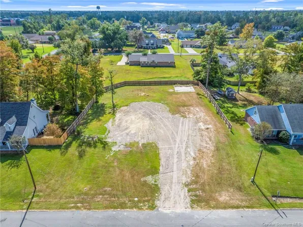 231 N Presidential Cir, Lake Charles, LA 70611