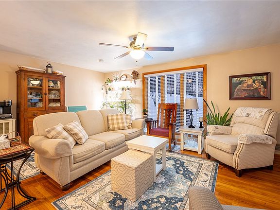 5th image of 318 Wheatridge Dr