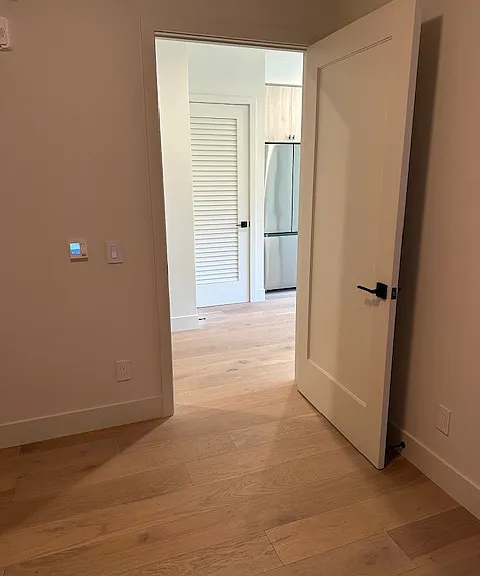 986 S Van Ness Ave #204 — Photo 6