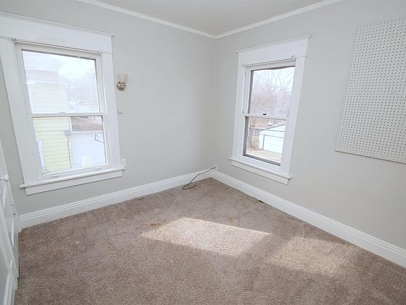3rd image of 2724 Brady St