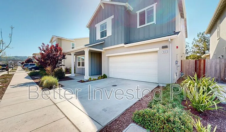1437 Oak Cir — Photo 9