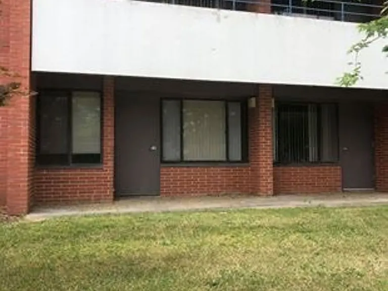 The Village at Gray's Lake Apartments - Des Moines — Photo 12