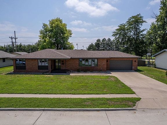 2nd image of 807 20th St