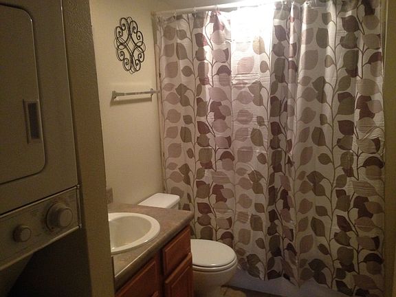 5th image of 1904 E 66th Pl Unit C112