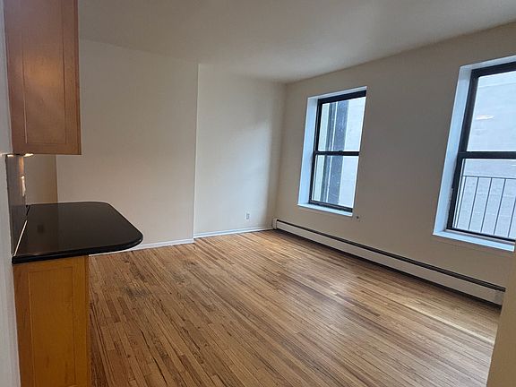 3rd image of 112 1st Ave APT 5B