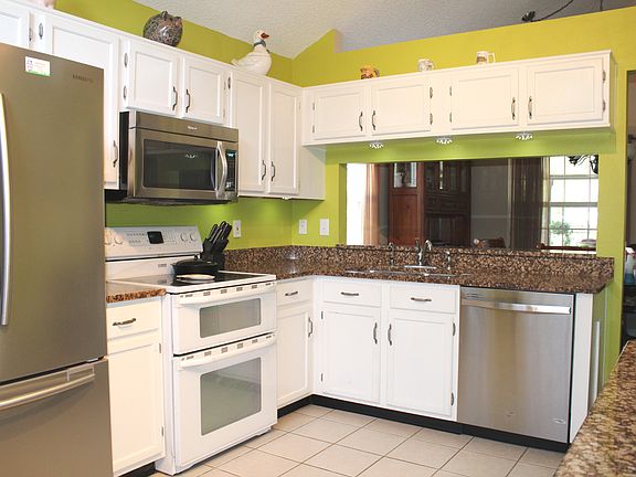 3rd image of 1816 Sawhorse Ct