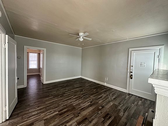 5th image of 216 W Oak Ave #1