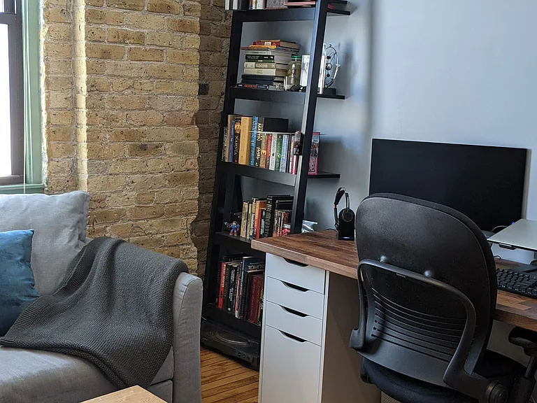 1846 W Henderson St #1846 — Photo 9