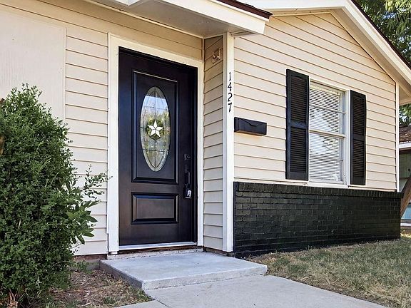 2nd image of 1427 Tanbark Rd