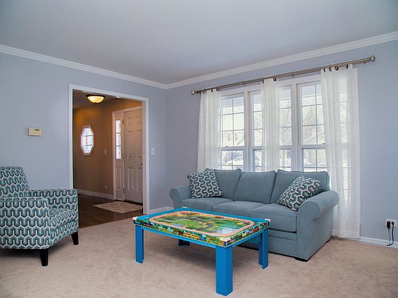 5th image of 17355 W Westwind Dr