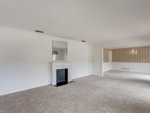 5th image of 2467 Sedgwick Pl