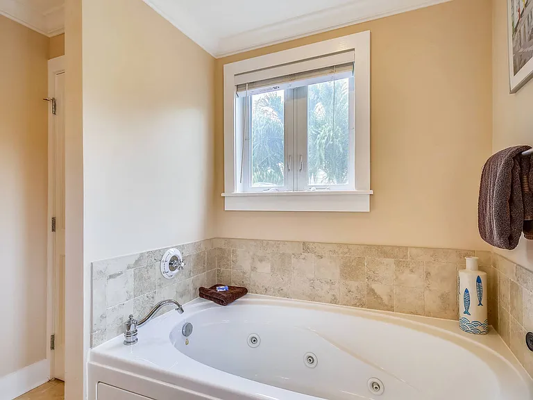 1011 Simonton St #2 — Photo 27