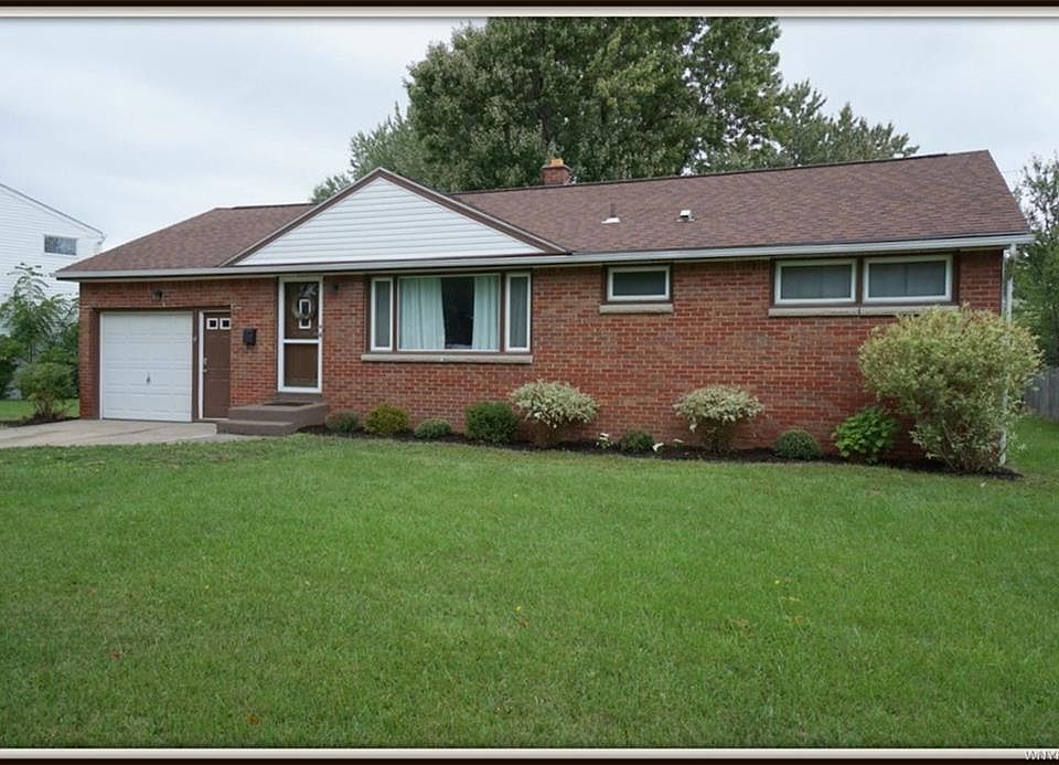 1st image of 34 Ponderosa Dr