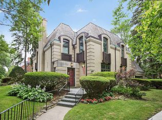 10000 S Damen Ave, Chicago, IL