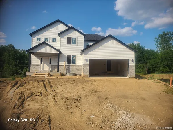 7231 River Rock Dr, Davison, MI 48423