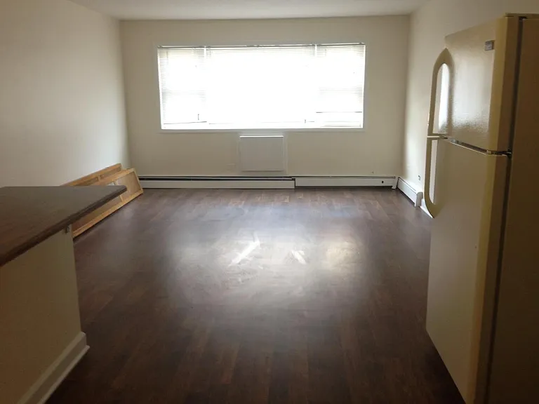 2405 W Balmoral Ave #1C — Photo 5