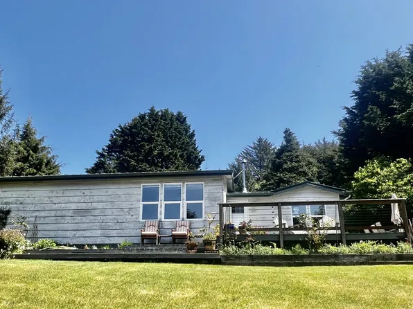 33910 Miller Ln, Gold Beach, OR 97444