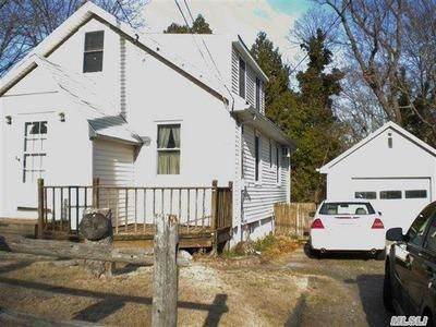 39 Odin Rd, Rocky Point, NY, 11778