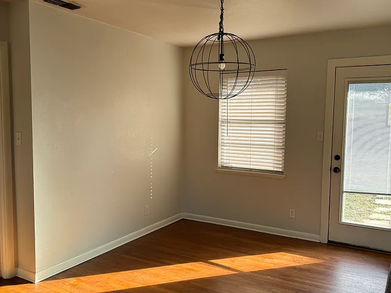 619 Highland Ave — Photo 4