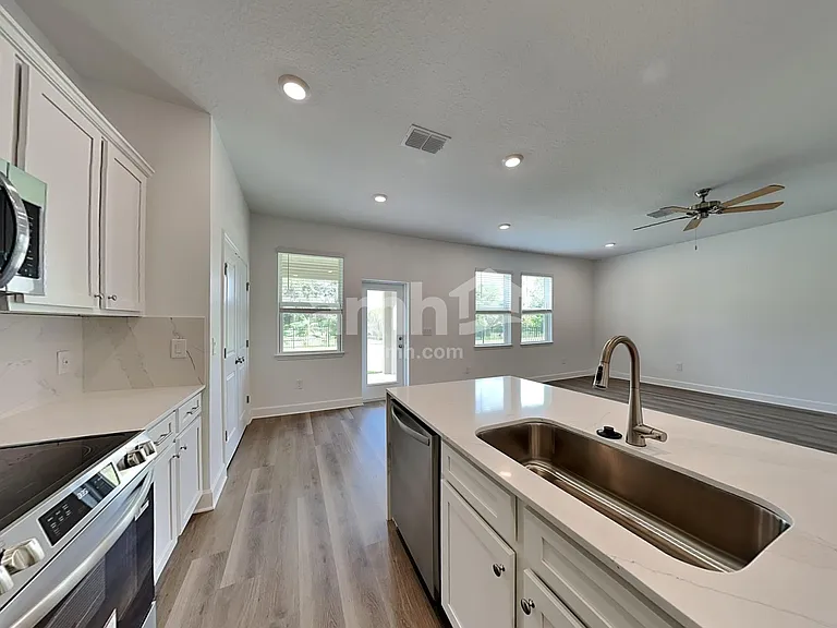 16632 Cheyanne Ct — Photo 4
