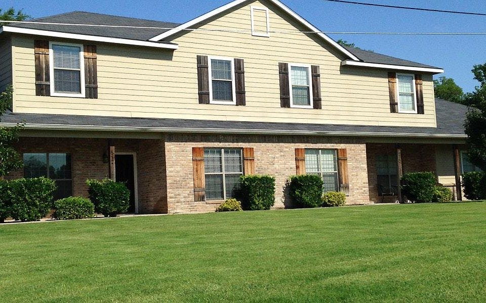 1st image of 812 Chambers Creek Cir #3C