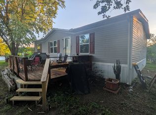 123 Washington Ave, Camden, TN 38320