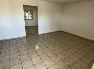 1520 Palm Dr APT 7, Bakersfield, CA 93305