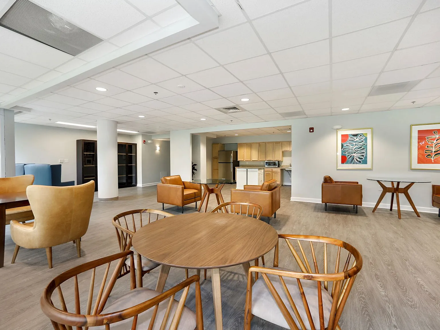 14-M Abrams Hall Senior — Photo 2