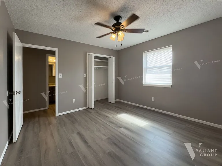 2153 E Cherry St — Photo 14