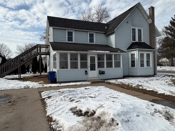 346 Chestnut St #2, Black River Falls, WI 54615