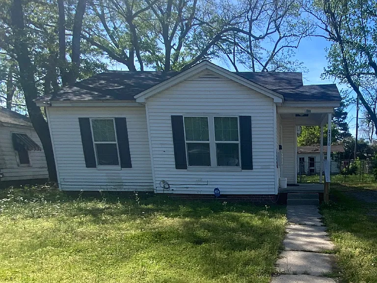 2310 W 25th Ave — Photo 1