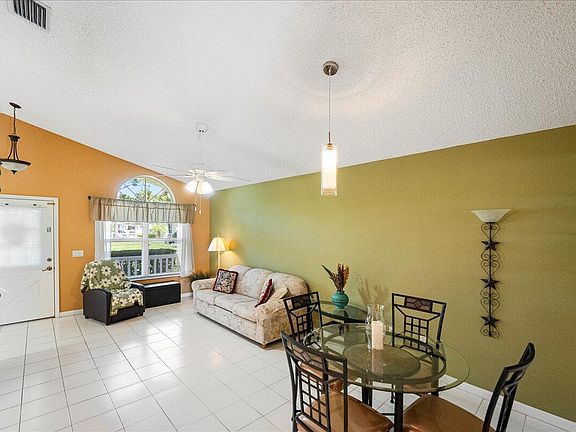 5th image of 1128 NW Lombardy Drive